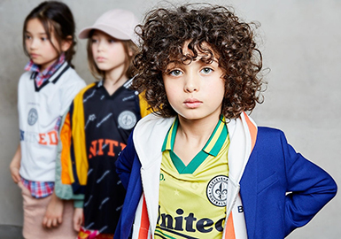 You Definitely Need These Cool Outfits for The World Cup